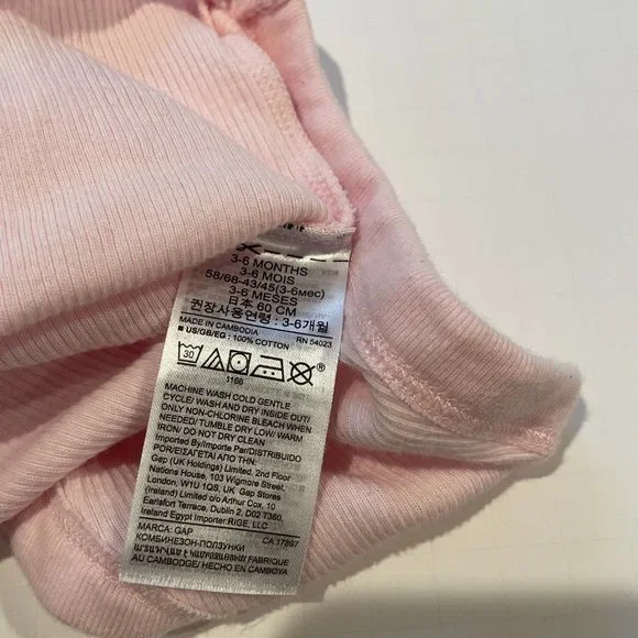 GAP Baby Henley Bodysuit in Light Pink Size 3-6 months - Picture 4 of 8